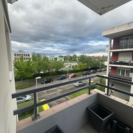 Apartamento Tres Beau Trois Pieces Avec Vue Degagee Estrasburgo Exterior foto